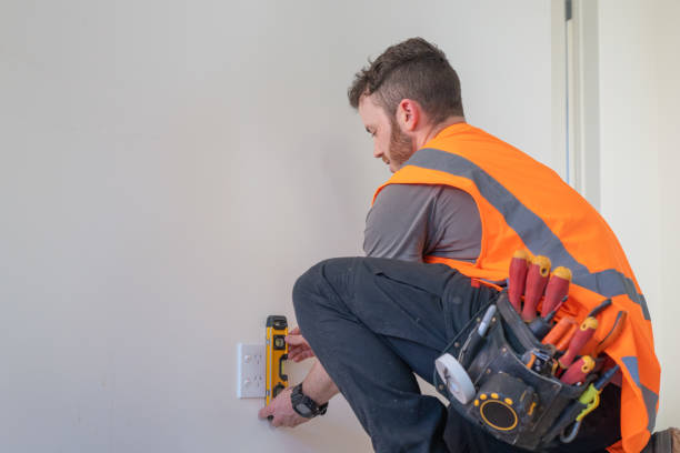 Best Affordable Emergency Electrician  in Parkwood, CA